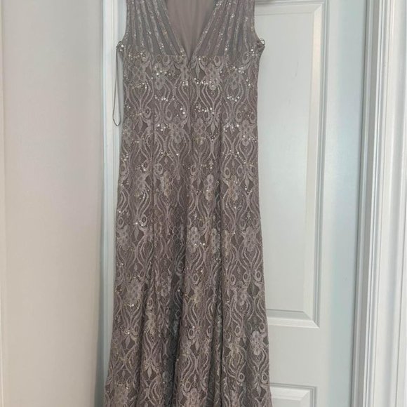 formal dress - Picture 2 of 2